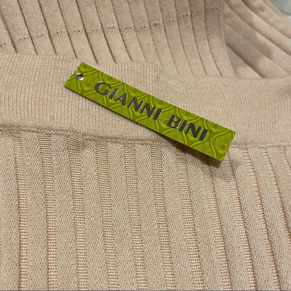 🖤Gianni Bini🖤Kay Accordion Pleated A-LineSkirt🖤 - Picture 3 of 7